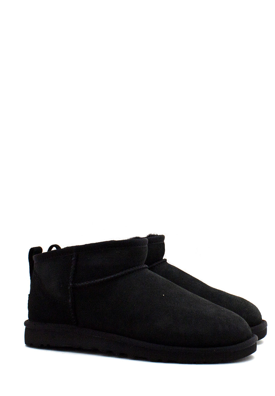 Tronchetto Classic Ultra Mini nero UGG